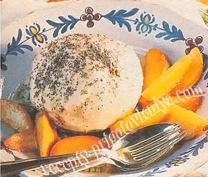 Кнедли с персиками и маком