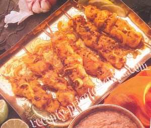 Сатай из курицы с арахисовым соусом