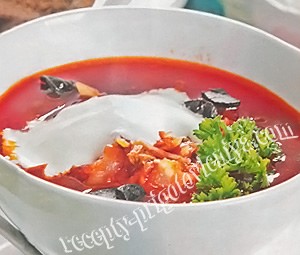 Борщ с черносливом
