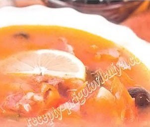 Солянка с мясом из духовки