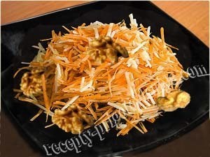 Салат из яблок и моркови