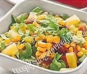 Салат с копченой курицей