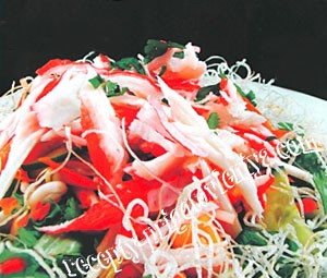 Салат с крабовыми палочками