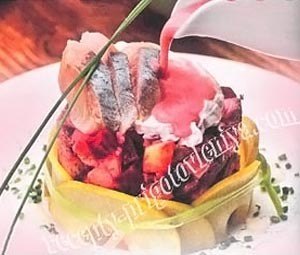 Салат из сельди с соусом