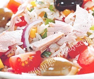 Салат с тунцом и рисом