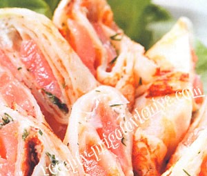 Блинчики с укропом и лососем