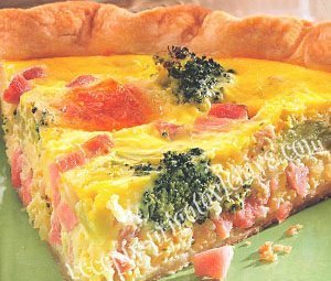 Киш с ветчиной и брокколи
