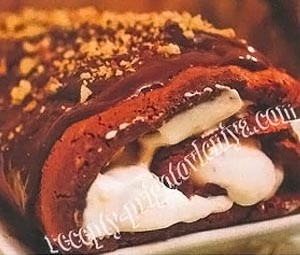Шоколадный рулет с орехами