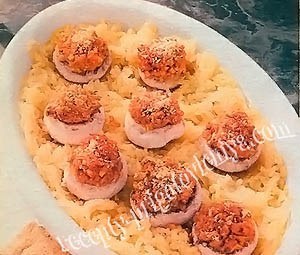 Шампиньоны с луковой начинкой