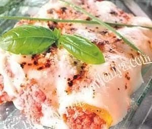 Каннеллони с фаршем и овощами