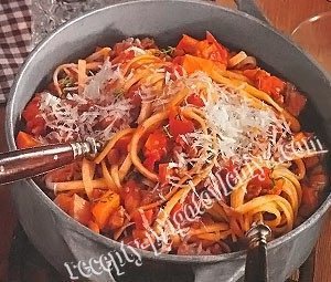 Спагетти с говядиной и тыквой