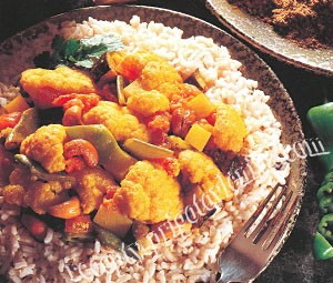 Овощи карри с орешками кешью