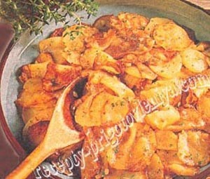 Картофель с луком и лимоном