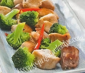 Рагу из индейки с брокколи