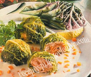 Голубцы с индейкой под соусом