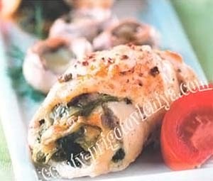 Рулетики из индейки со шпинатом