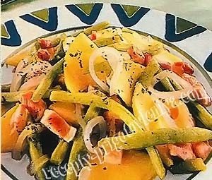 Рагу с корейкой, фасолью и яблоками