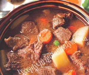 Тушеное мясо с овощами