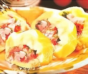 Сырный рулет с ветчиной