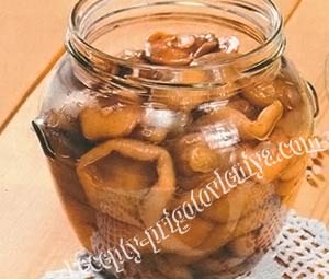 Маринованные маслята